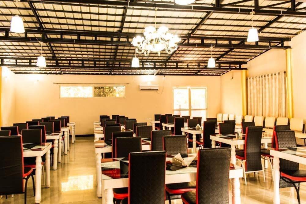 Hotel Wanders In Travel Company Madikeri Zewnętrze zdjęcie