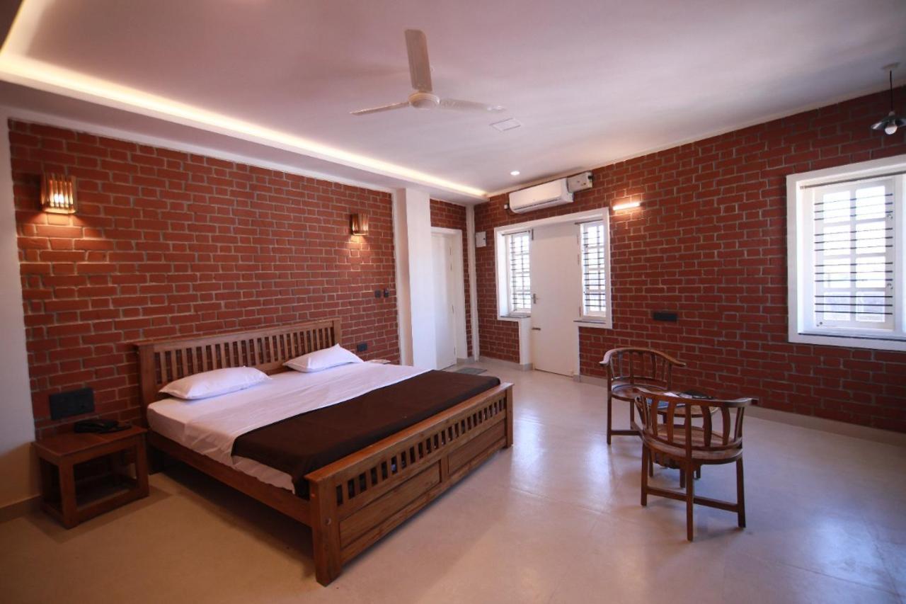 Hotel Wanders In Travel Company Madikeri Zewnętrze zdjęcie