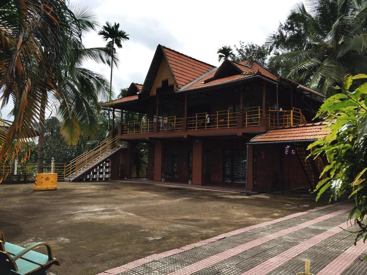 Hotel Wanders In Travel Company Madikeri Zewnętrze zdjęcie