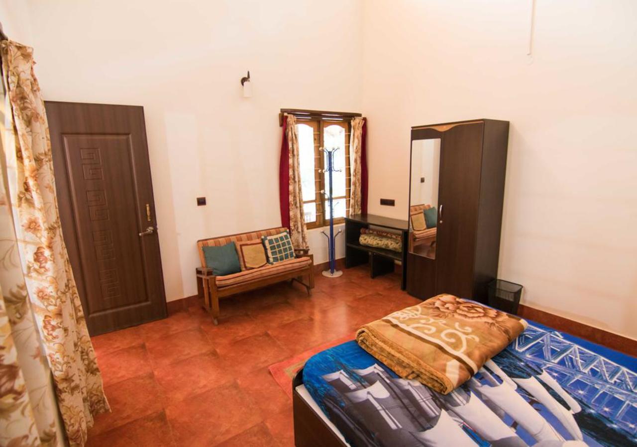 Hotel Wanders In Travel Company Madikeri Zewnętrze zdjęcie